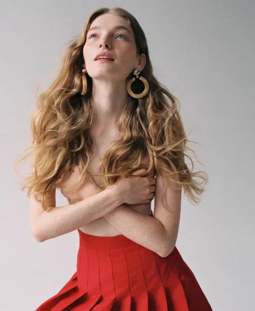 Red skirt by bubblrisback