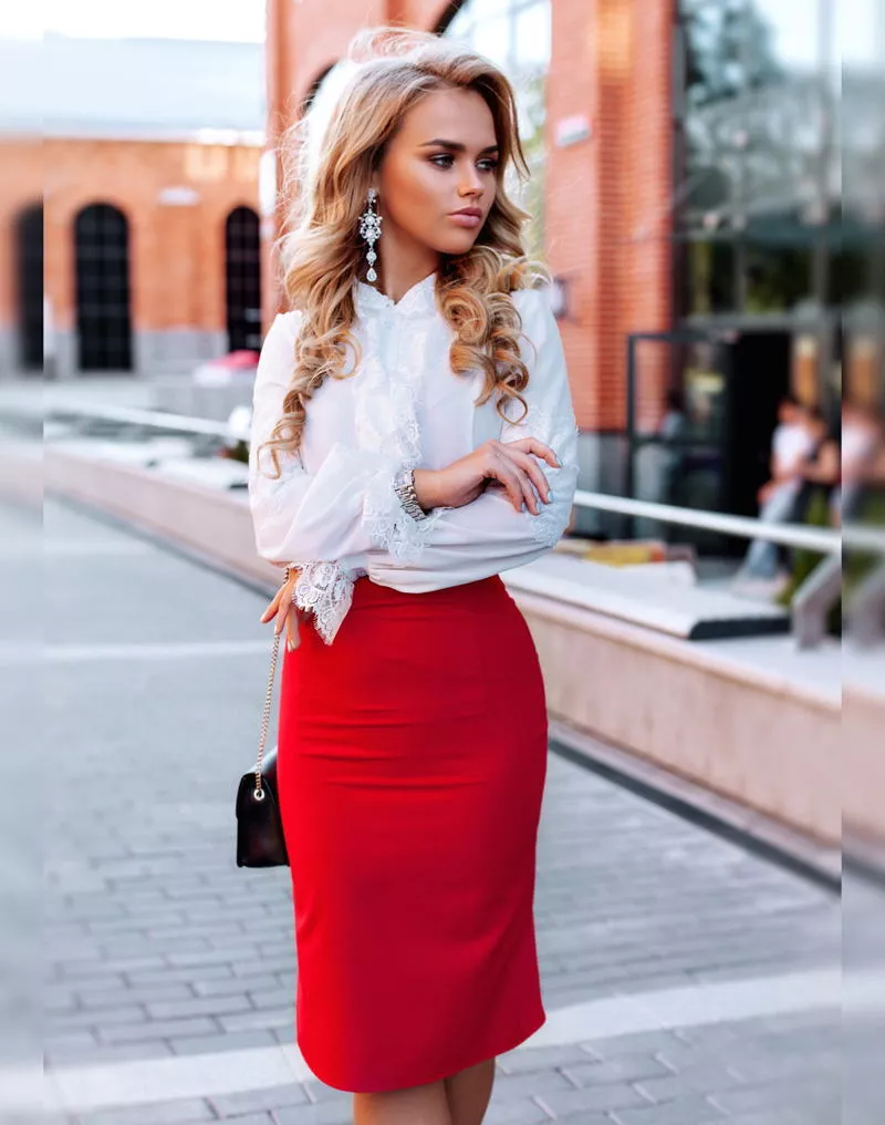 Red Skirt posted by BOOOOOOOBIES