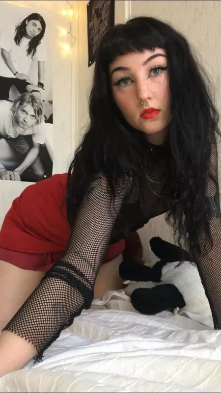 Red skirt and red lips💋 by sipetinh