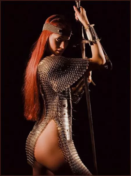 Red Sonja by fill_it_with_cream