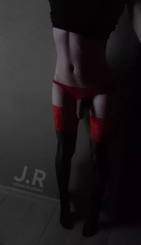 Red stokings ❤ by JulianRousses