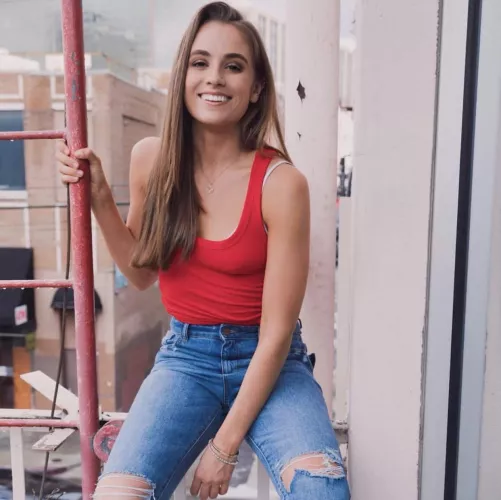 Red top by curiousbowling