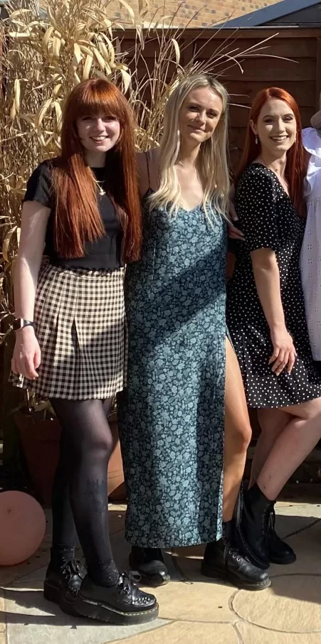 Red,blonde,red by sexyboygirlass