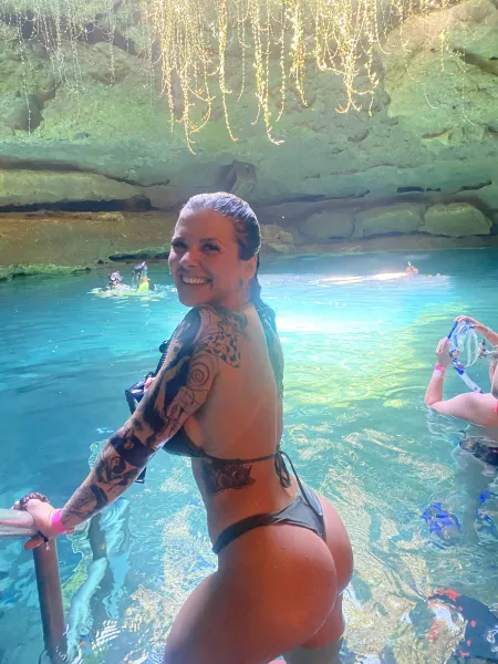 Reddit trolls don’t even deserve this photo 😌😽 by Littlekeish-