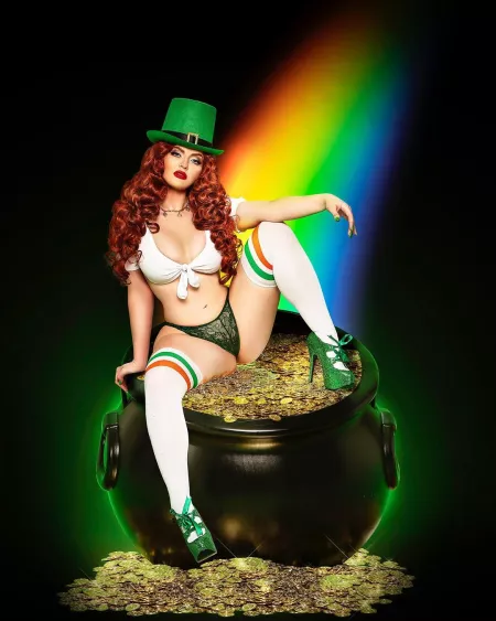 Redhead Fiona by cal2200