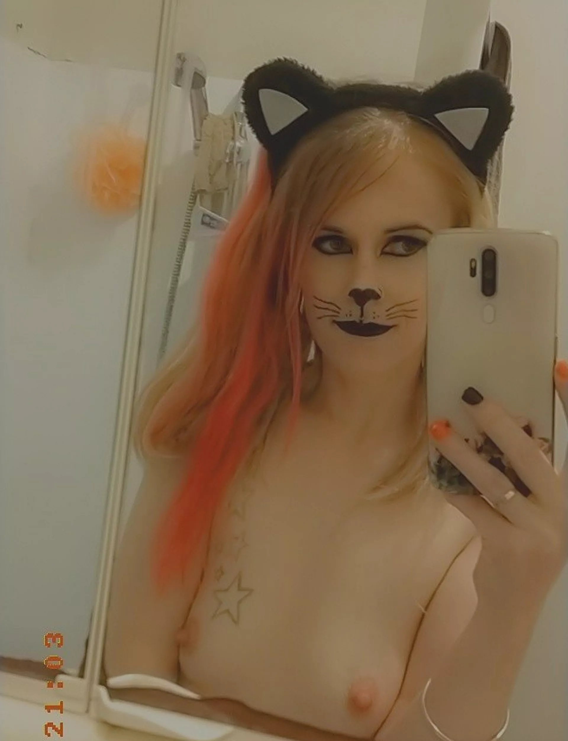 Redhead kitty 😜 posted by jesswestcoast