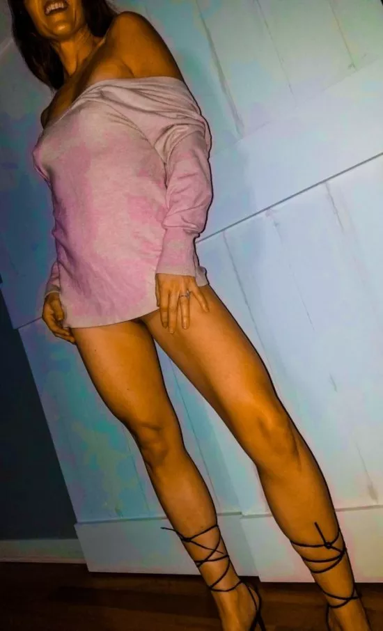 Relatively New Hotwife, 40, Seeks Fit Playmate for Ongoing Action posted by thehumblehotwife