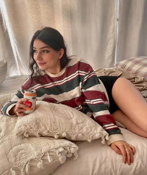 Relaxing after a long day ☺️ (half Nicaraguan and half Italian) by mayamanning