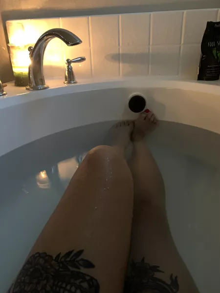 Relaxing Bath today f34 by XxDevixX