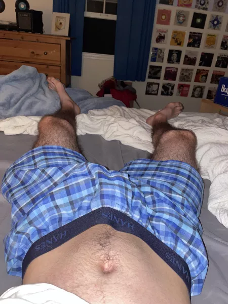 Relaxing feels good by mishavinyljunkie21