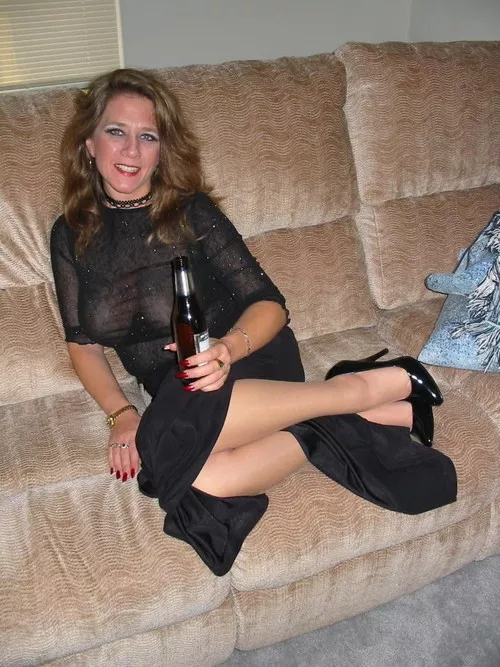 Relaxing on the couch posted by Vankomycin