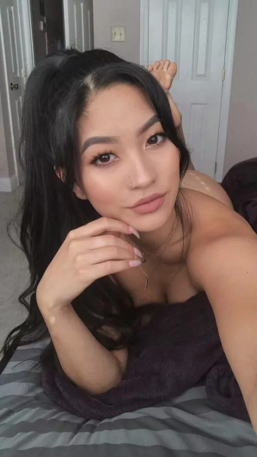 Relaxing by MisterMysteryMan3