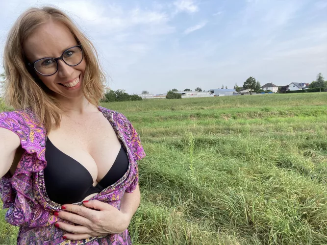 reminiscing about sunnier days by georgepauljohnringo