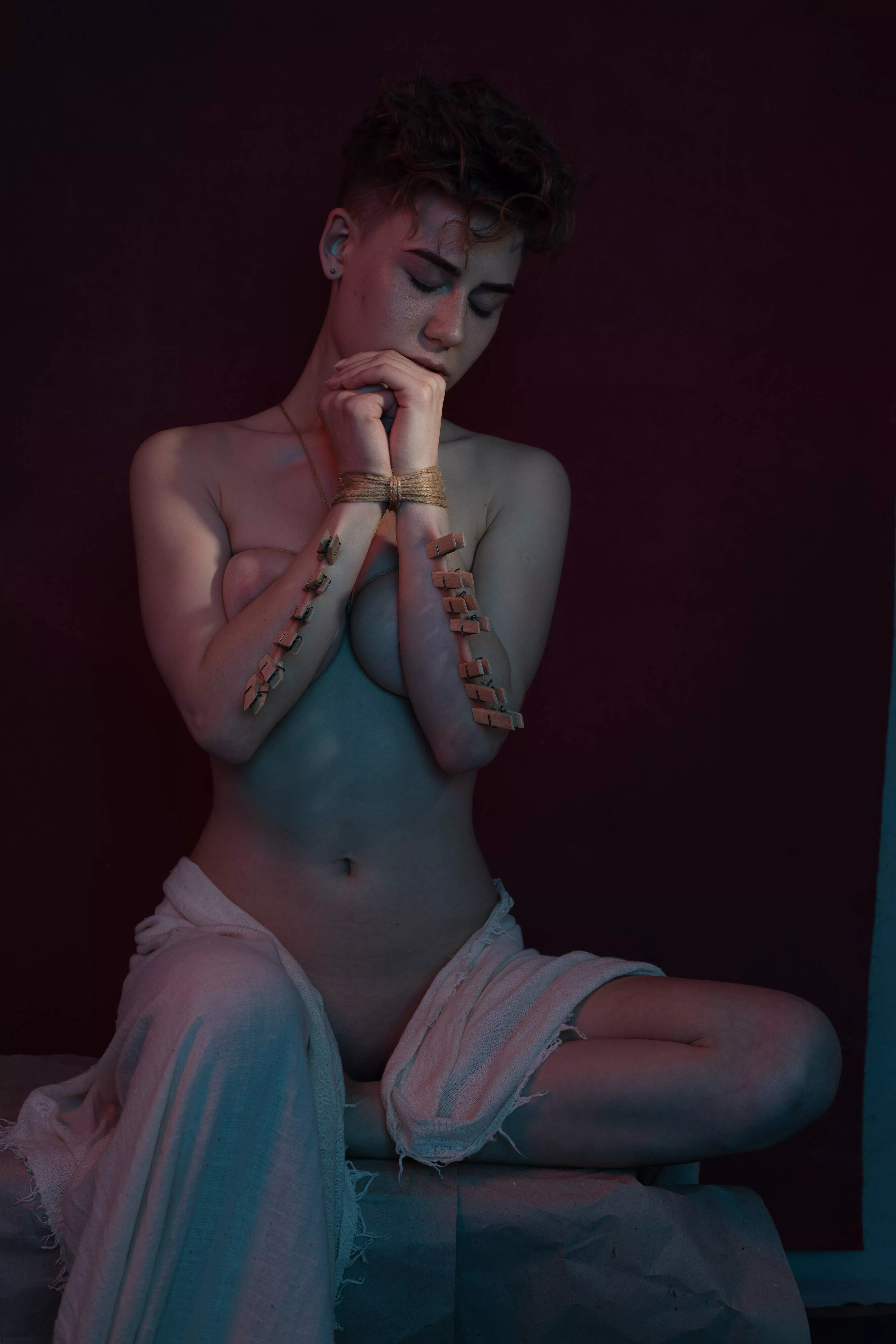 Renaissance girl 🌹 posted by libertinart