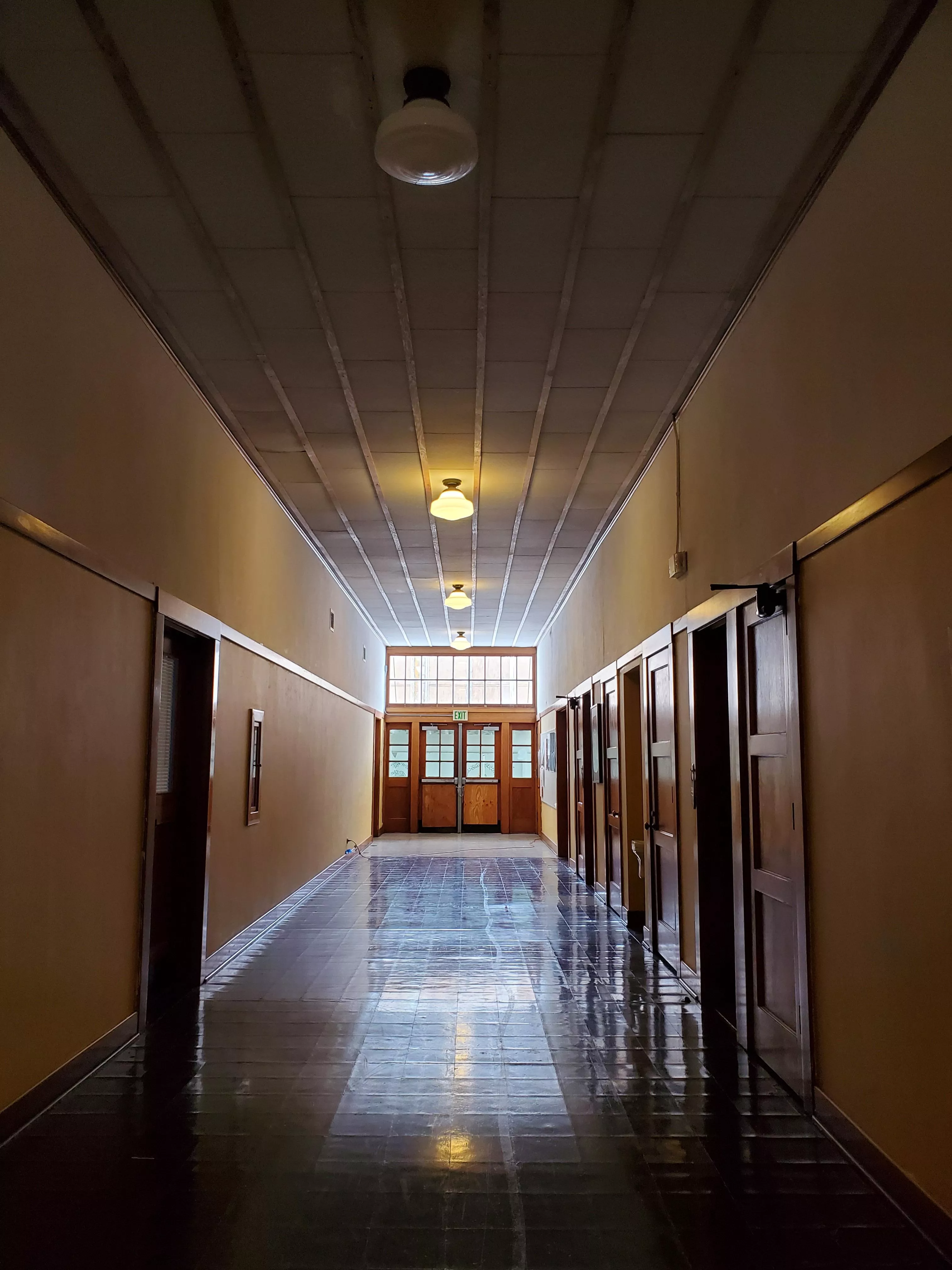 Rented a school to shoot Patreon/Onlyfans! I love this place. So many classrooms to choose from. I guess the gym is 30 degrees but that is where we are shooting most of our sets today posted by LondonAndrews