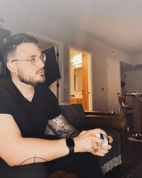 Replaying Last of Us. A masterpiece. by jrthor