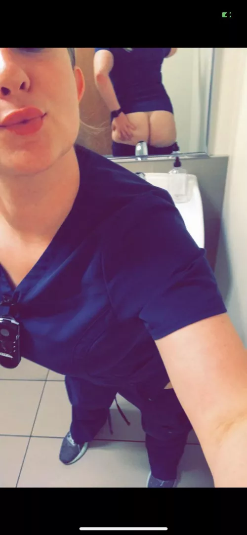 Reporting for booty 😋 by Daisy_Lynne