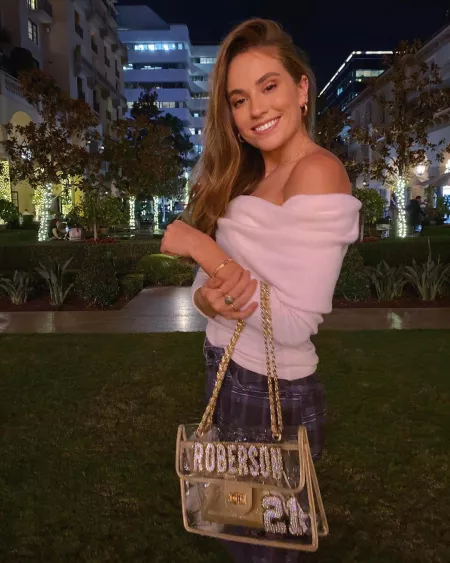 Reppin her boy by TheNextBlGThing