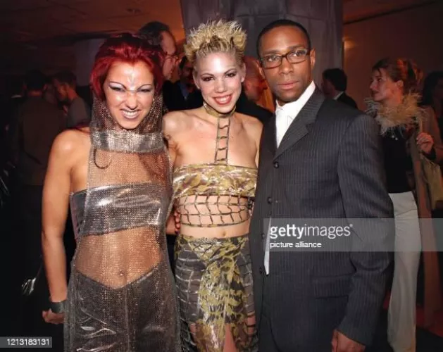 Requesting if anyone having any photos or videos with the girls from Mr President without their bra. I remember I saw a video of them 3 in a jacuzzi and both were braless by Zzz3r444