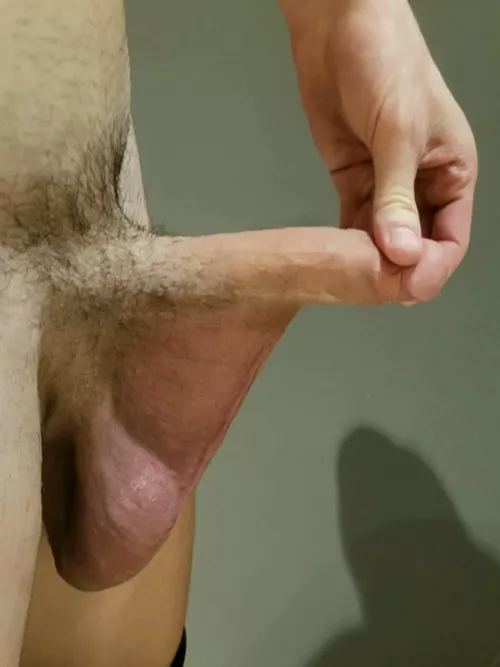 Resharing since i feel like my balls are kind of uncommon by Throwawayyy212212