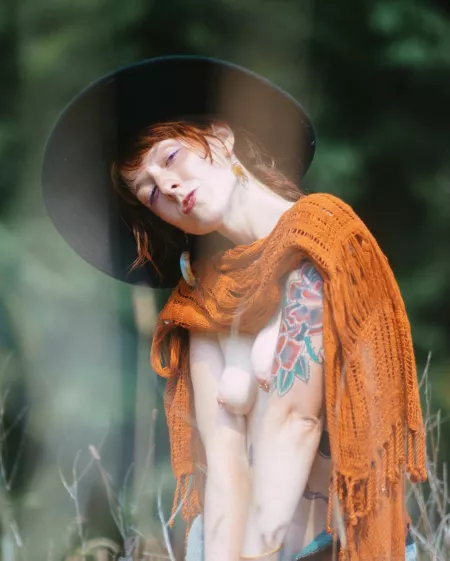 Rhiannon rings like a bell through the night 🌲 And wouldn’t you love to love her? ✨ by jessicafoxblood