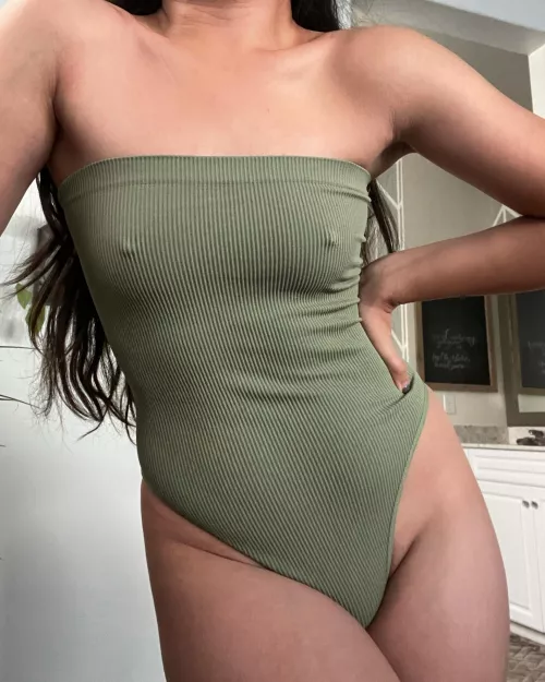 Ribbed, for your (viewing) pleasure by AznGirl_22