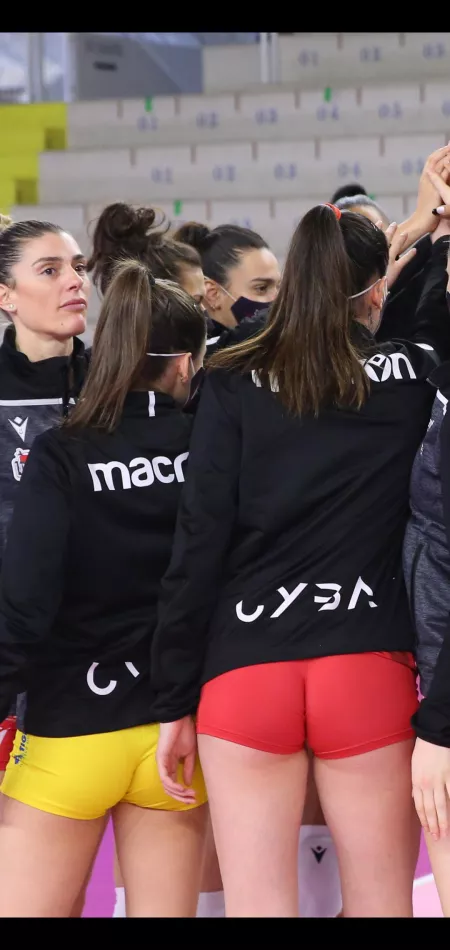 Riddle: What's red and yellow and tight all over? by __Lifeguard__