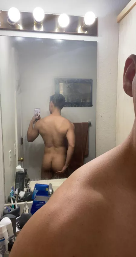 Right after the gym by galmazan