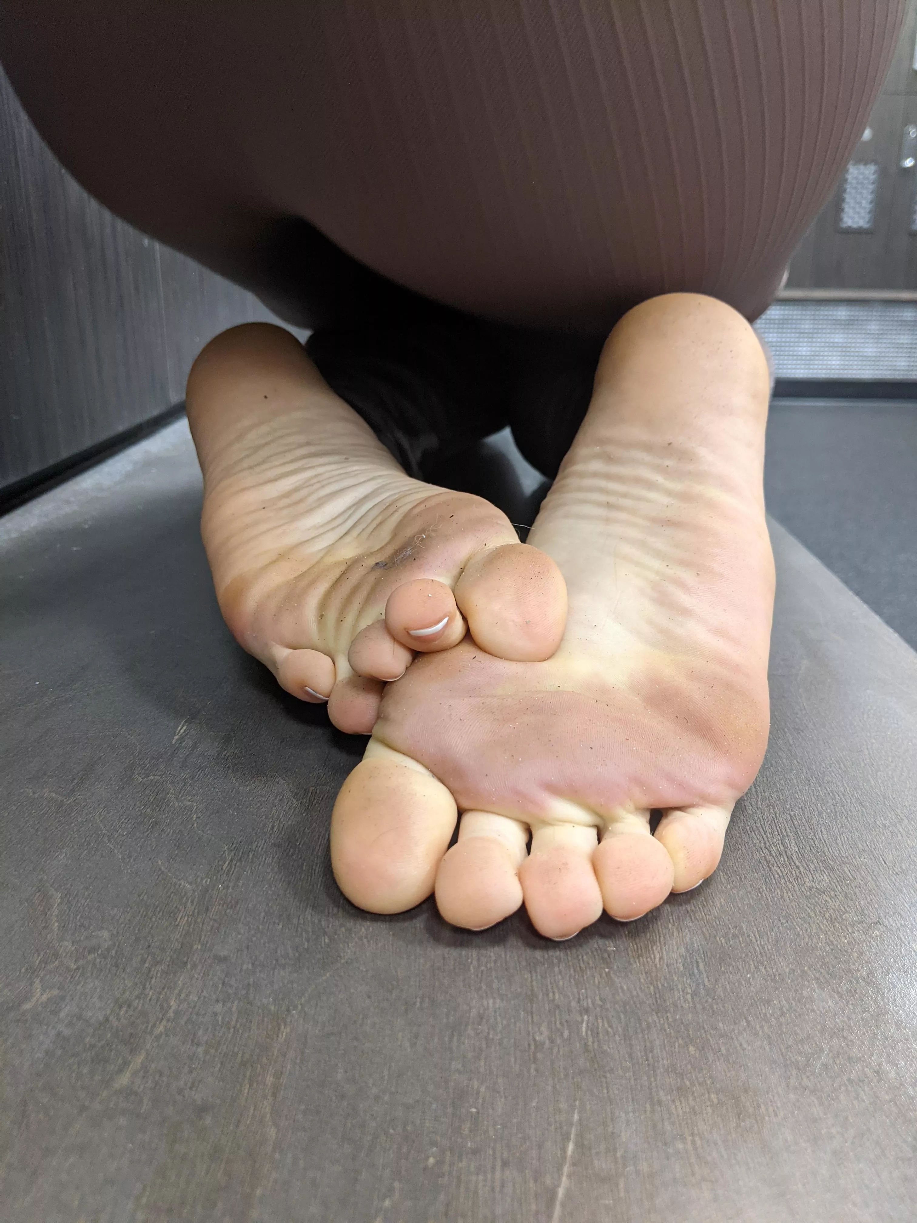 Right after the gym 🥵 (sz 11) posted by bigfitfeet