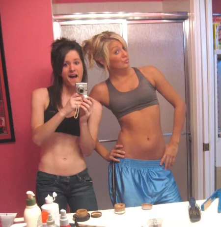 Right > Left by steakflanks