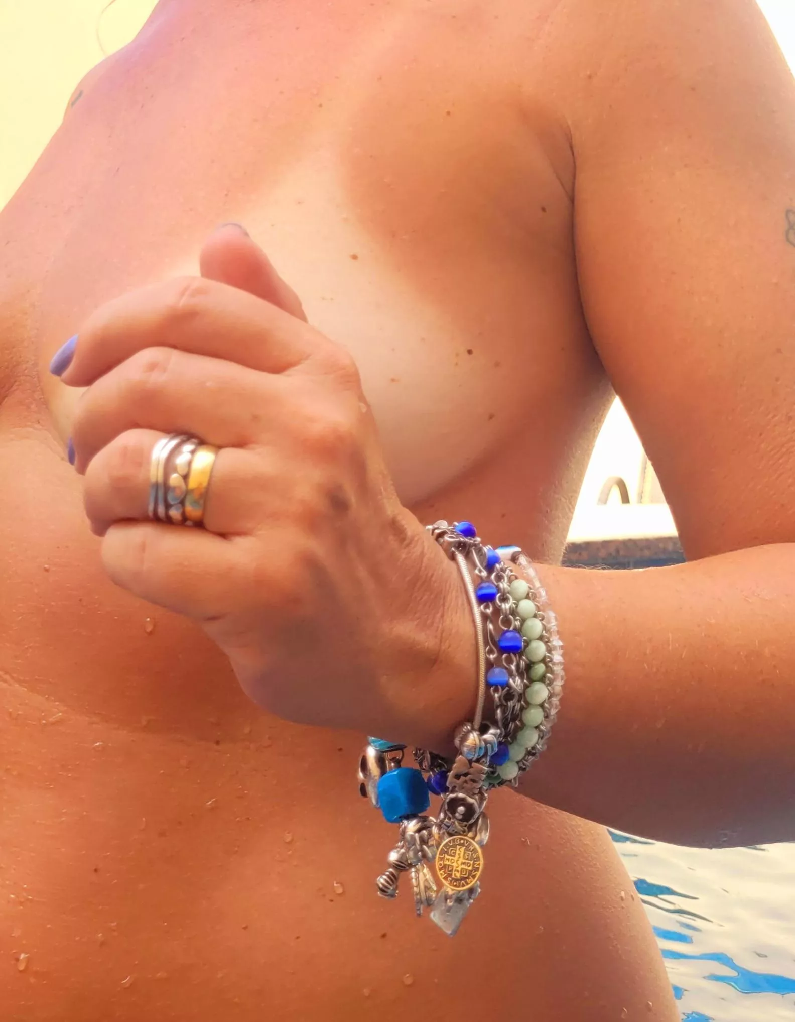 Rio de Janeiro summer vibes! 🌞👙😈 posted by onlymels18