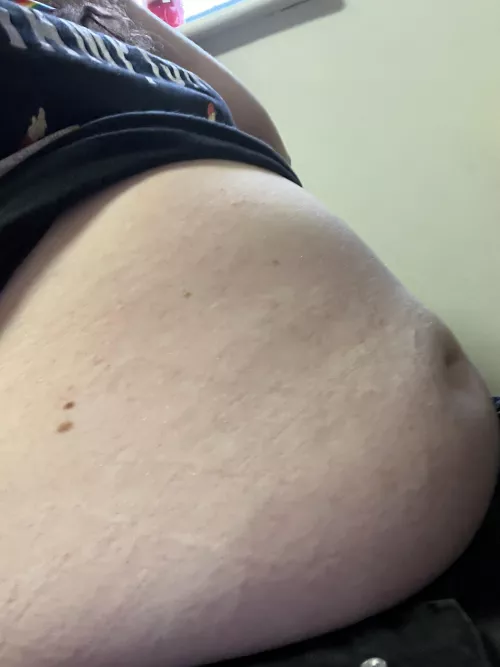 RIP to my latest pair of jeans 😳 by ChubbyXCX