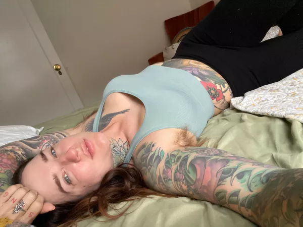 Rise & Shine 💦 time to cum on these hairy pits 😈 by wolffinthethroneroom