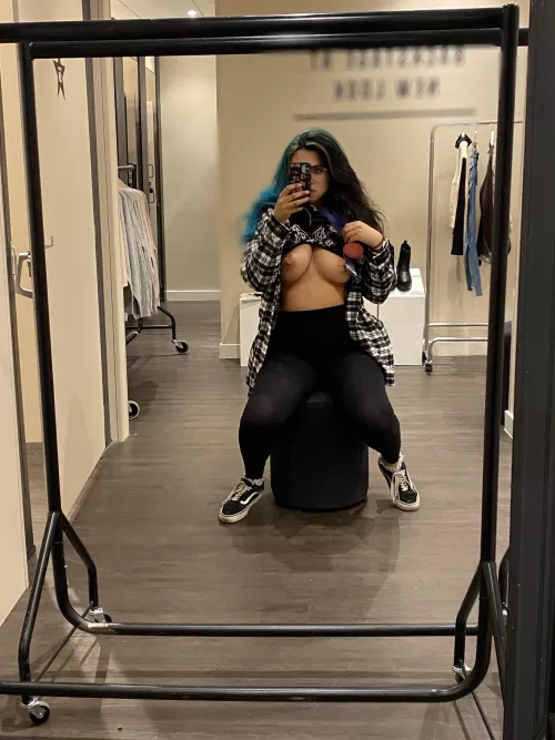 Risky fitting room selfie before the shop got busy