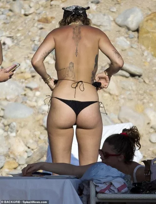 Rita Ora by curiousbowling