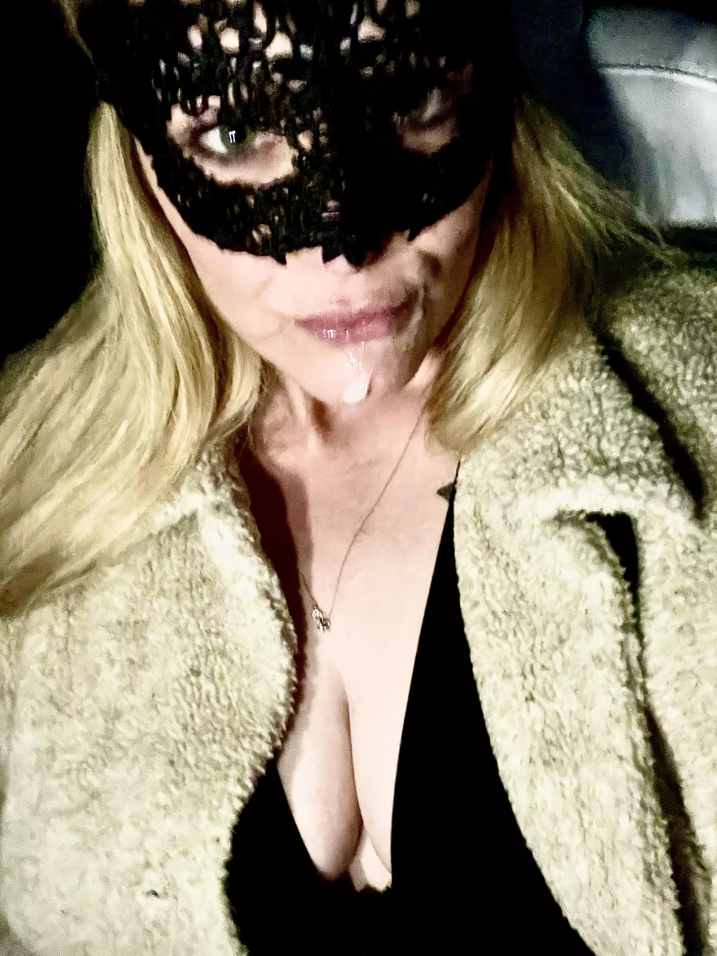 Road head load, oh so yummy posted by CumOnMyMask