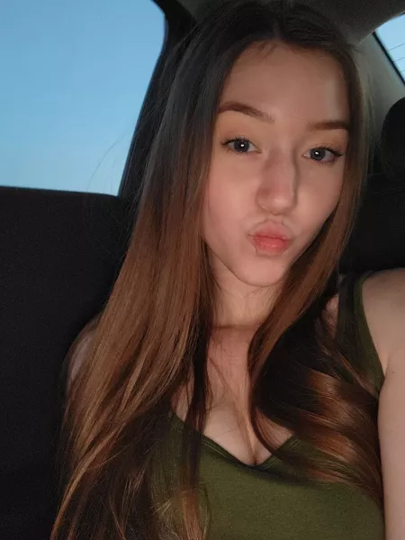 Road trip! Who wants to ride in the back seat with me?? 😏 by jade_love_12345