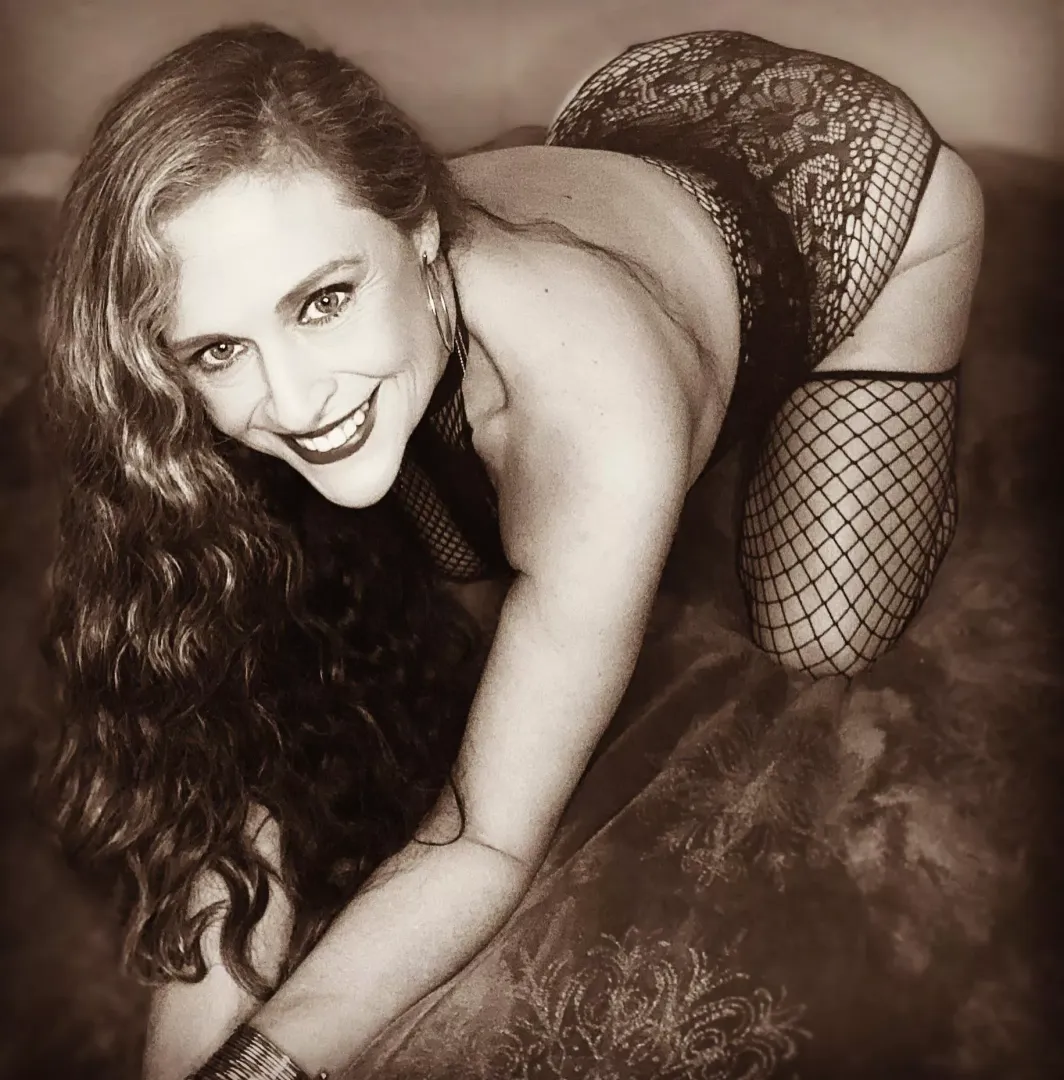 ROAR 🦁 posted by annarose420