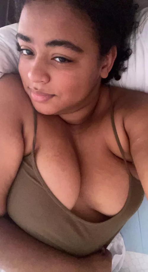 roleplay with me dm me 😏 more detailed the better 🤤. by ConsistentBottle2167