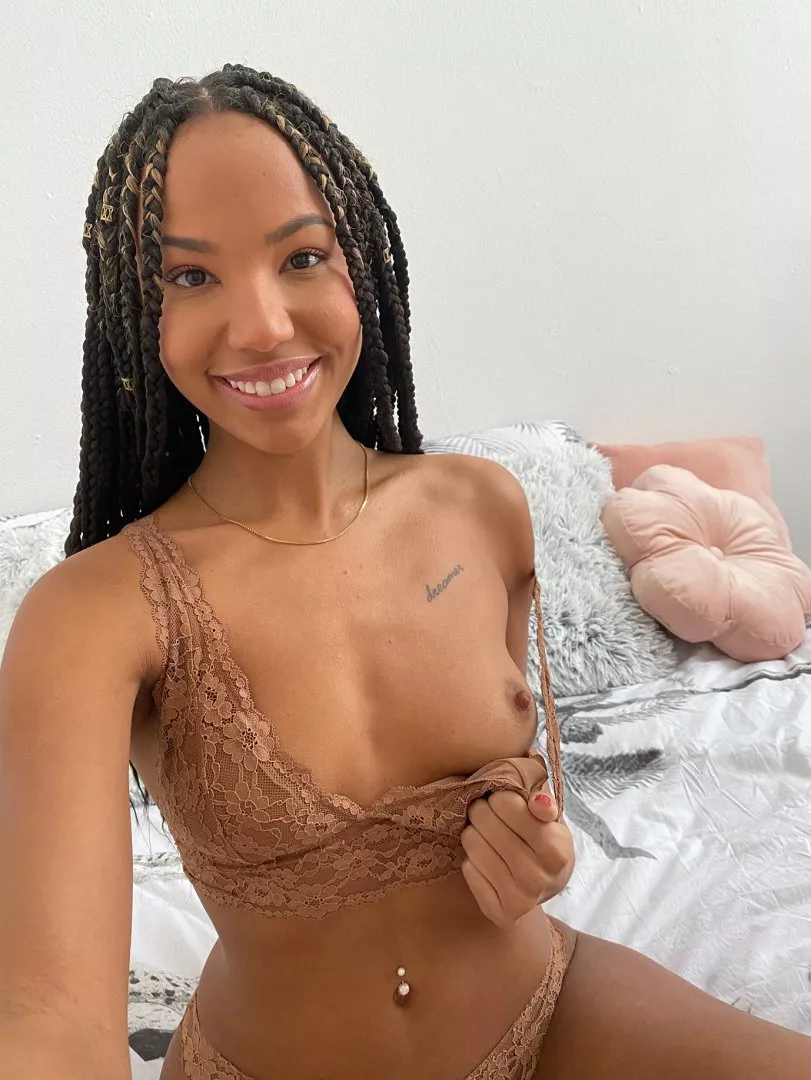 Romy Indy - dreamer posted by Ersties