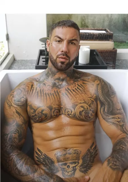 Room for 2💦 by Justinsider1985