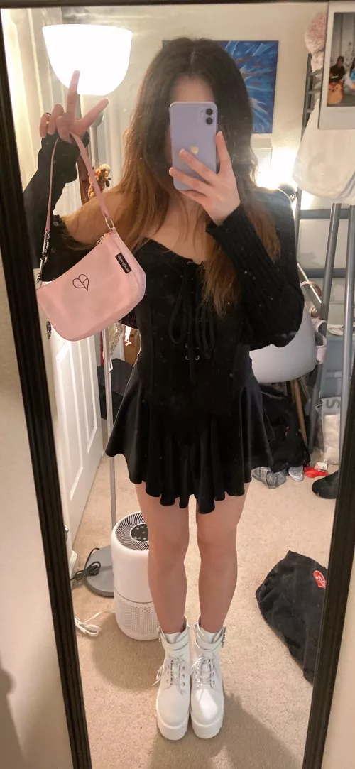 Rooms Messy, but the Fit is Clean by SailorDae