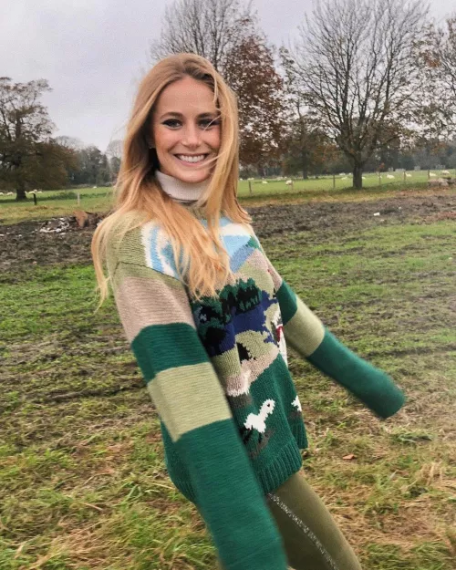 Rosi Mai by Rednaxela117