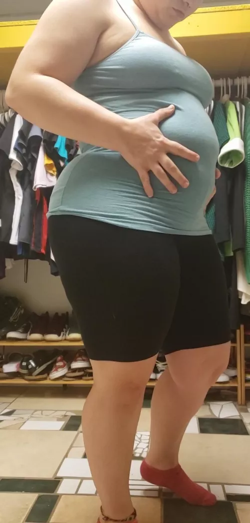 Round and full tonight. by -pinegrove-