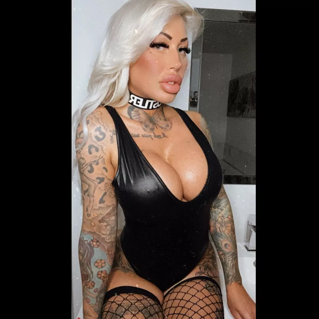 Roxanne posted by Marathon1981