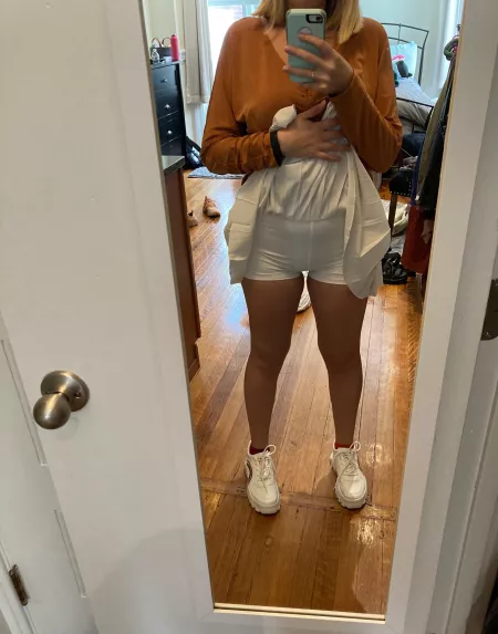 Rub me please 😍 (f) by InnocentCutie23