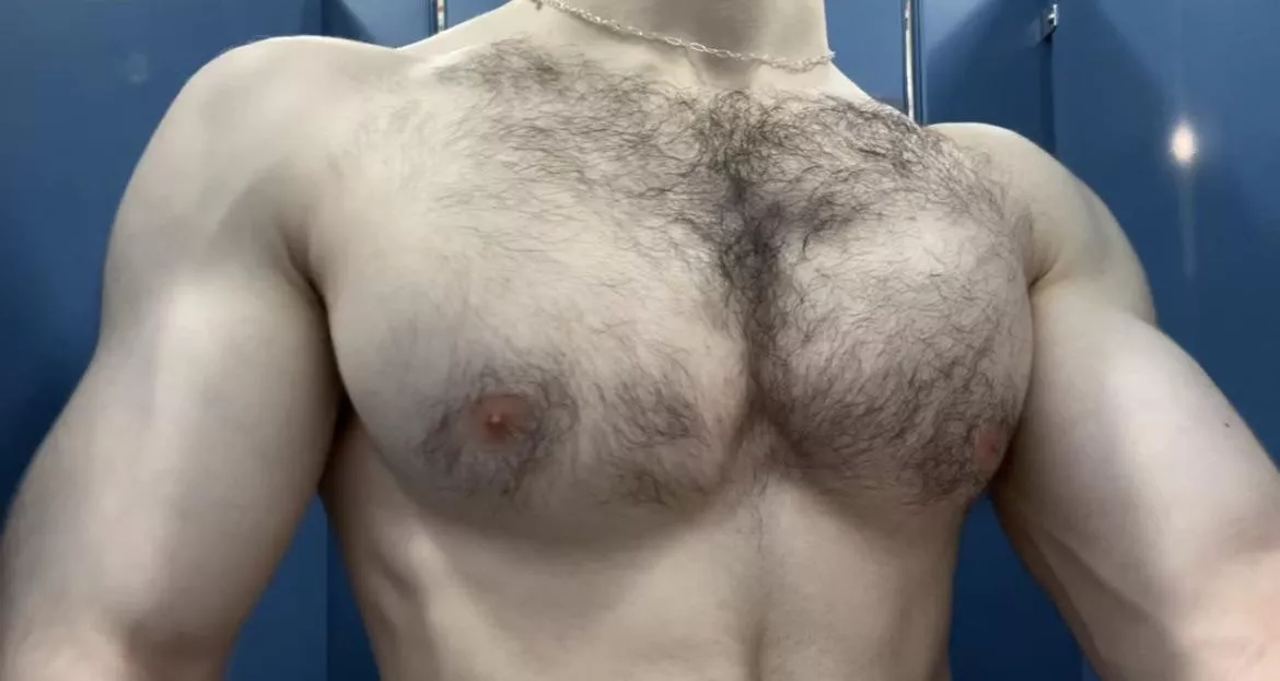 Rub my tits posted by Affectionate-Fun8162