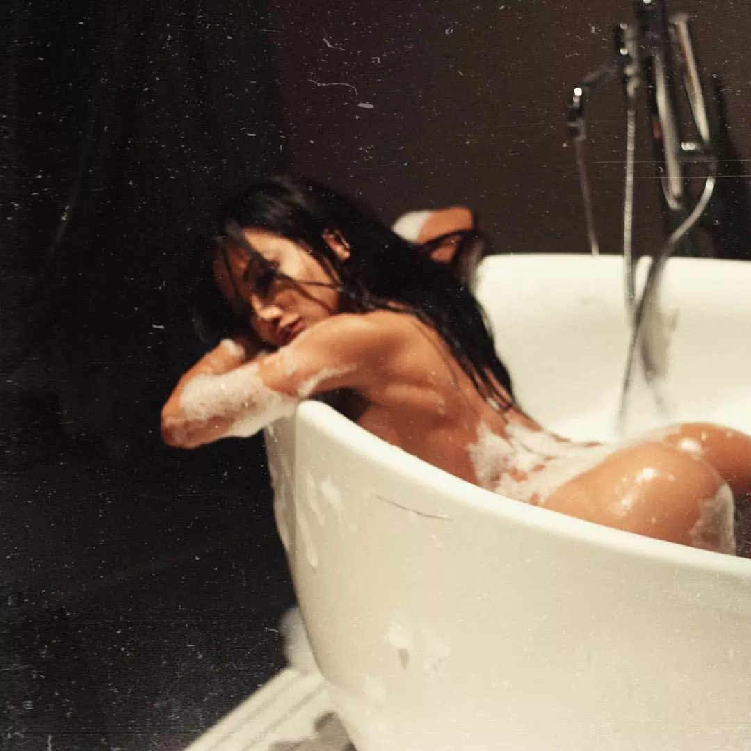 Rub-a-dub posted by unoriginal_name2018