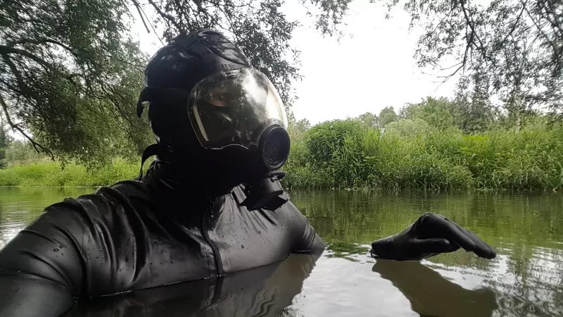 Rubber Bath by 4c5458