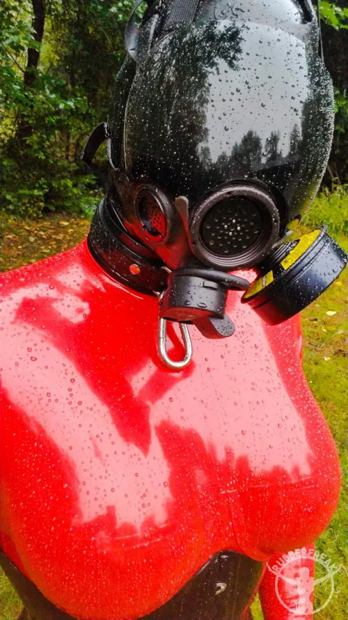 Rubber x Rain x MSA. A winning combo. by kinkyrubberdoll